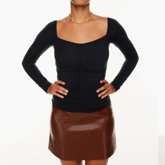 Wilfred tight fitting long sleeve - Picture 2 of 9